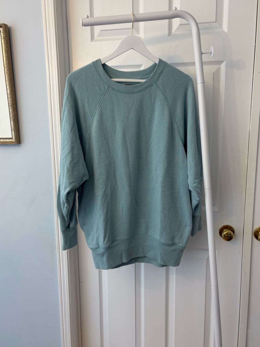 Aerie Blue Seagram Oversized Crewneck Sweatshirt Size Small - Picture 3 of 12